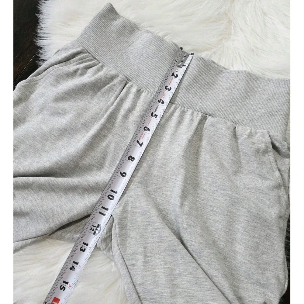 Nike Dri-Fit Cropped Joggers Women's Size Medium Gray Elastic Waist Pockets